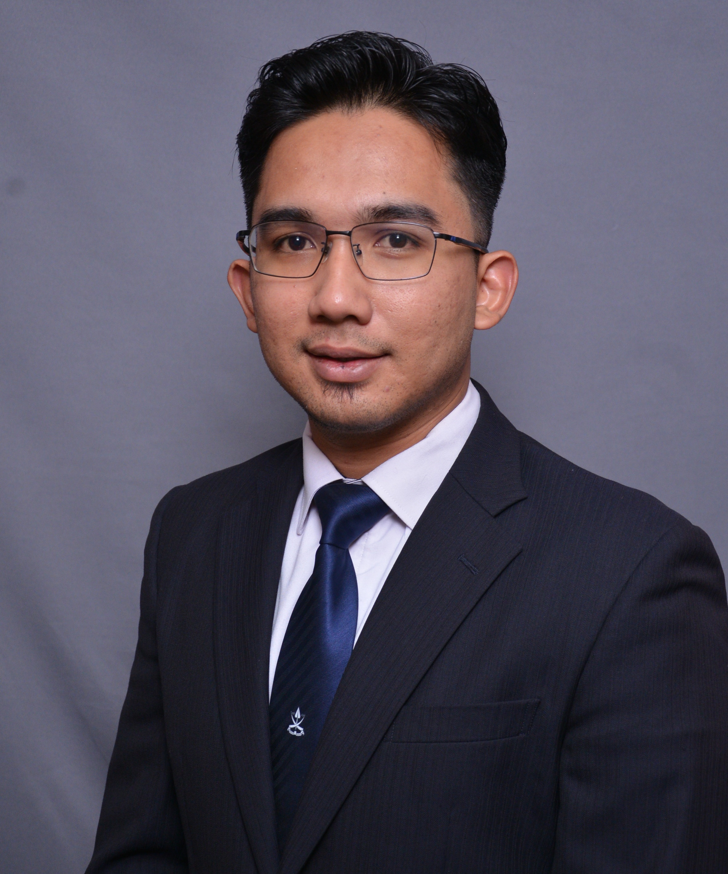MUHAMMAD RAZZIKI BIN ZAKARIA
